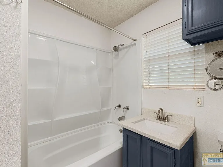 301 Madison St — Photo 28