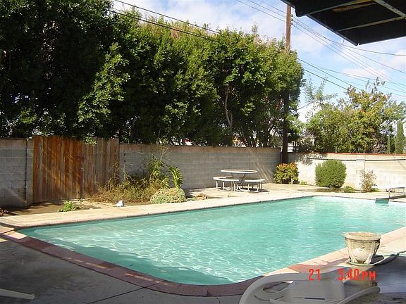 2nd image of 6737 Atoll Ave