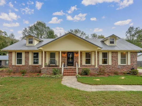 1124 Saint Clair Rd, Moody, AL 35004