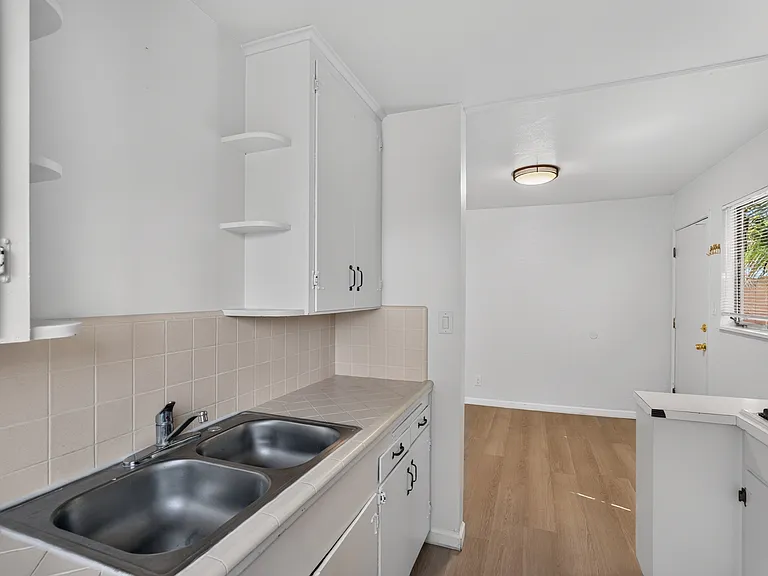 962 Lupin Dr #3 — Photo 21