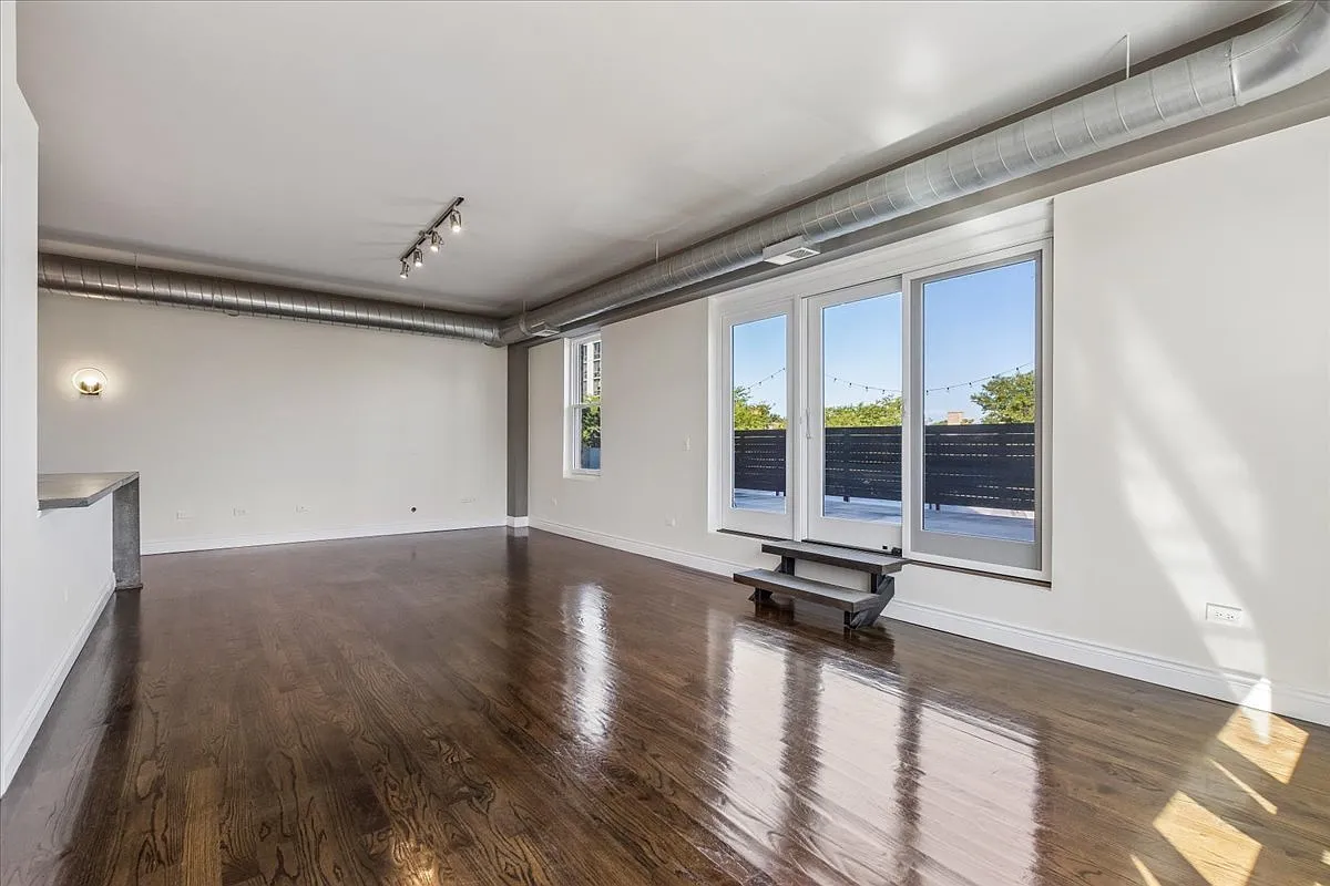 2 bed, 1494 sqft, $3,150 — Photo 4