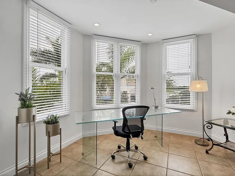 8111 Lakewood Main St #305 — Photo 4