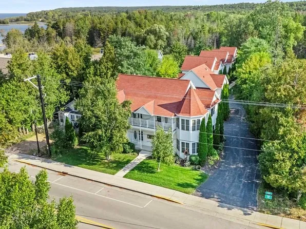 4070 Main St Unit 2, Fish Creek, WI 54212