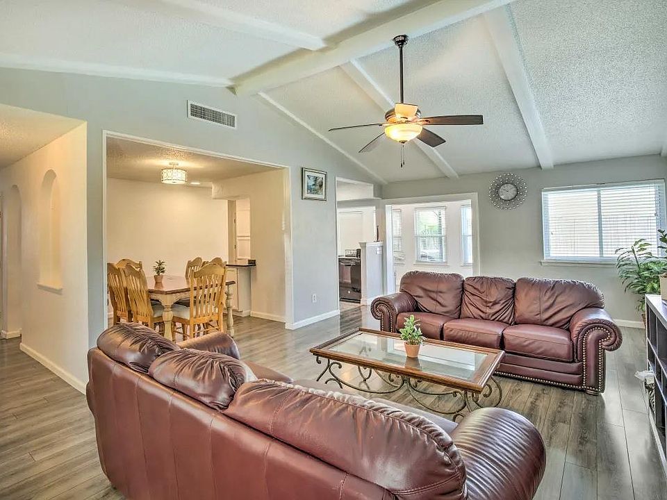 1st image of 3506 Brook Glen Dr