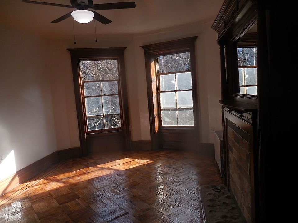 1st image of 406 Sterling Pl APT 2
