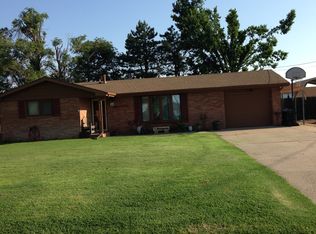 216 W 1st St, Kinsley, KS 67547