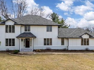 3320 E Ridge Dr, Bettendorf, IA 52722