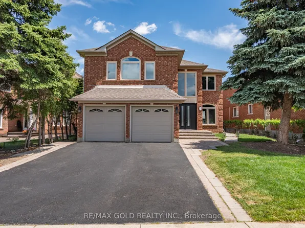 19 Eagleridge Dr, Brampton, ON L6R 1G6