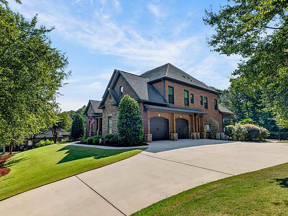 4th image of 236 River Oaks Dr