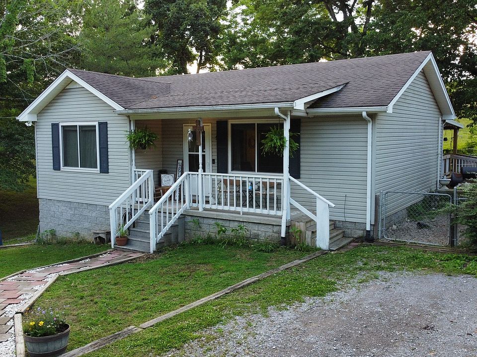 1st image of 49 Roberts Ln