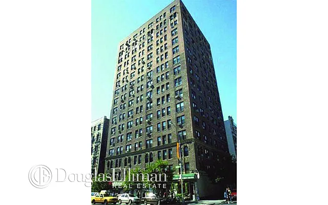 Sold by Douglas Elliman | media 18