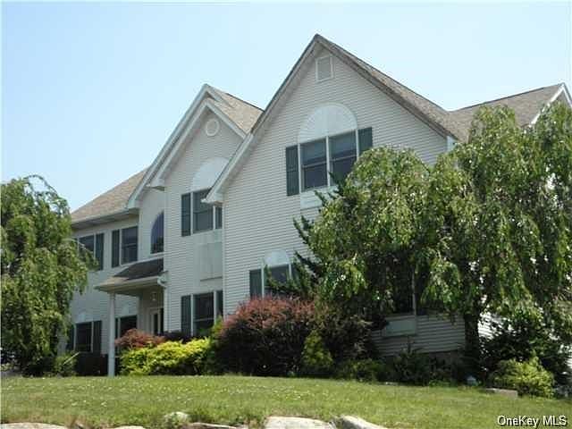 1st image of 49 Wilderness Dr