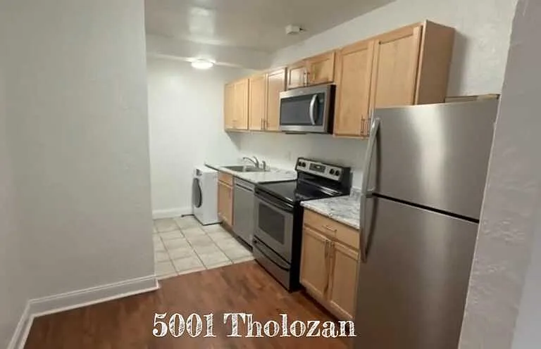 5001 Tholozan Ave #2E — Photo 7