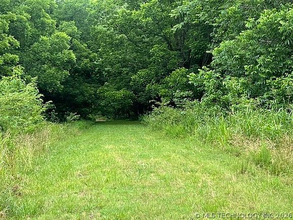 3rd image of 3930 Road