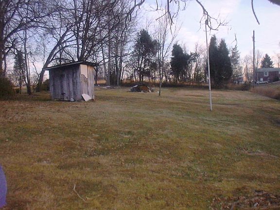 2nd image of 456 Bristol Caverns Hwy