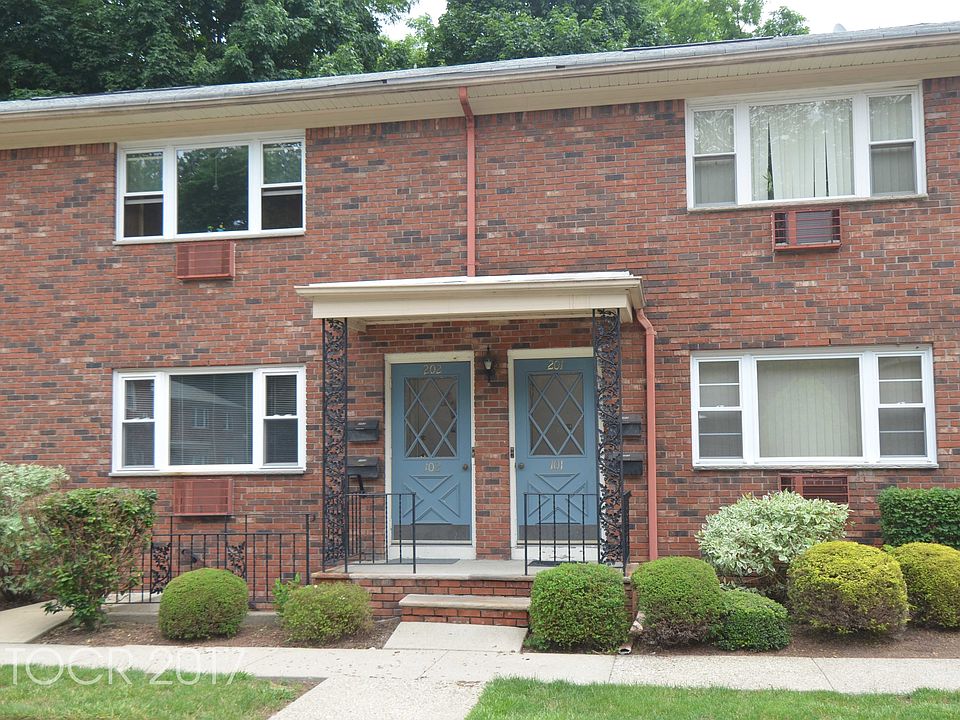 1st image of 422 Ringwood Ave #A102