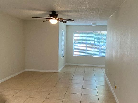 3rd image of 4560 Commander Dr APT 1313