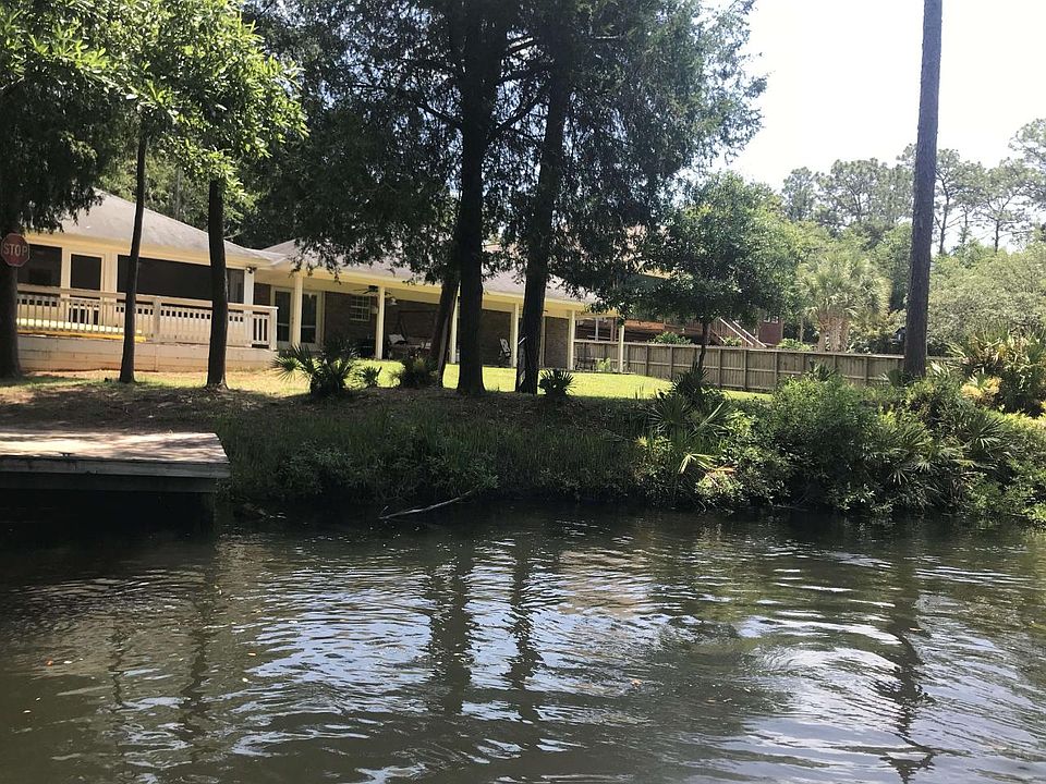 1st image of 9181 Woodland Dr