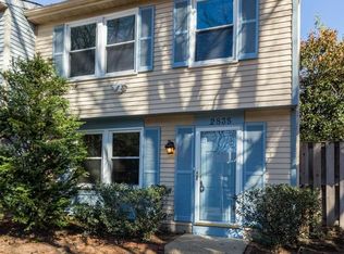 2835 Raymond Ct, Falls Church, VA