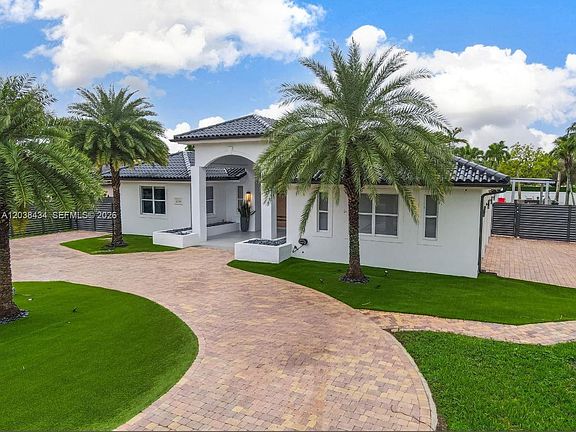 2nd image of 11390 SW 30th St