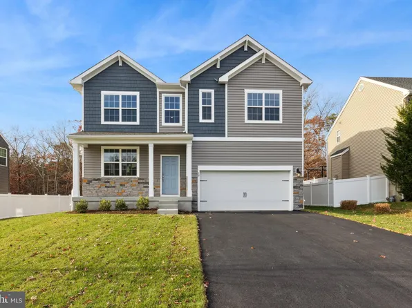 19 Mutineer Ave, Barnegat, NJ 08005