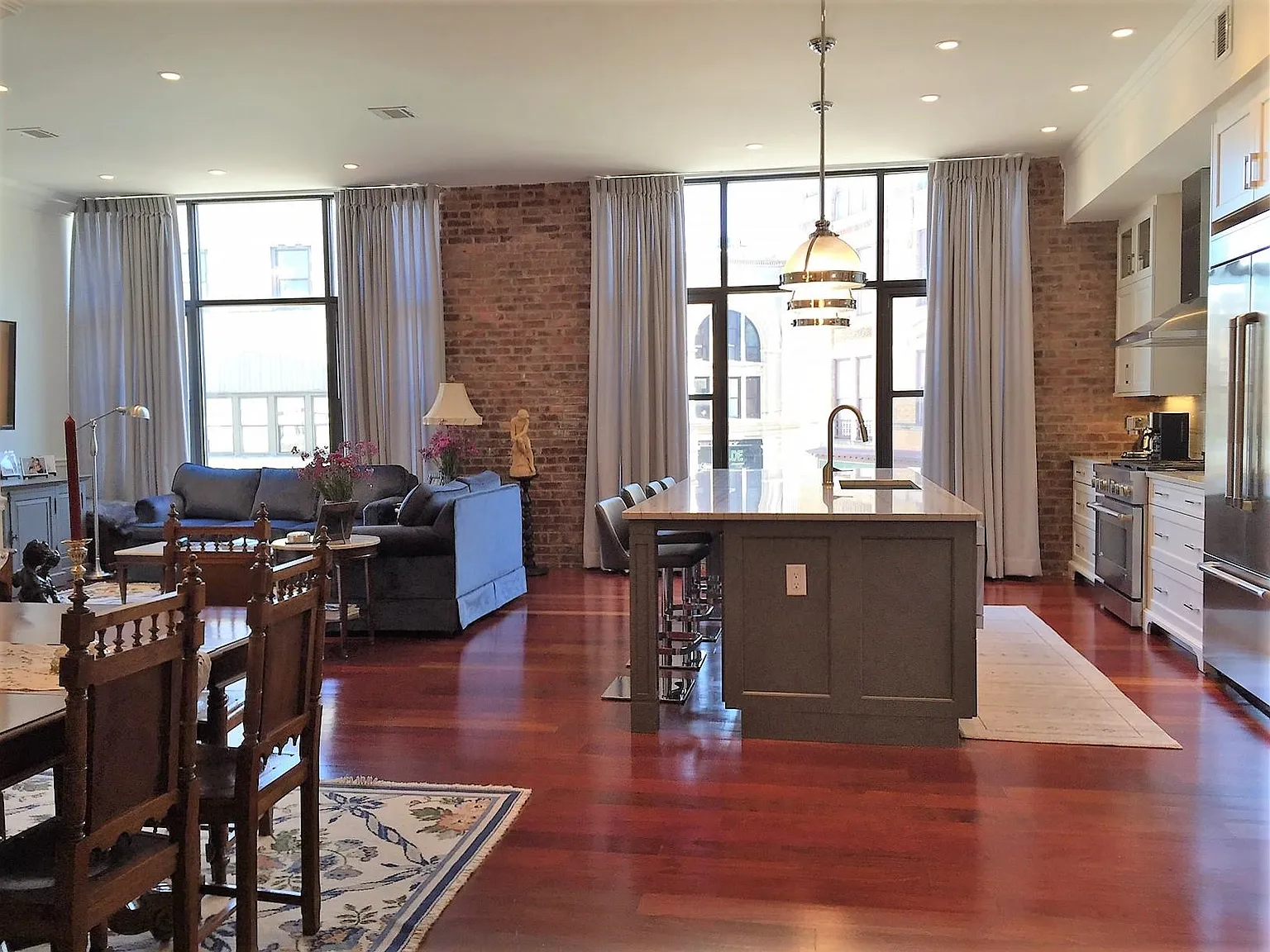 2 bed, 2.0 bath, 1600 sqft, $6,500 — Photo 2