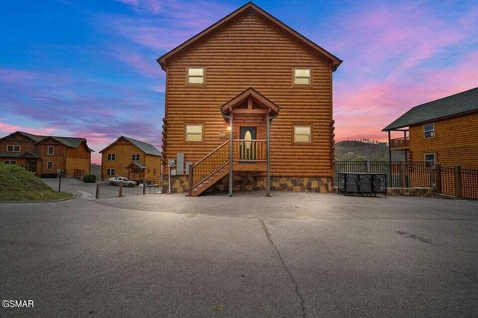 1st image of 1518 Firefly Trail Way