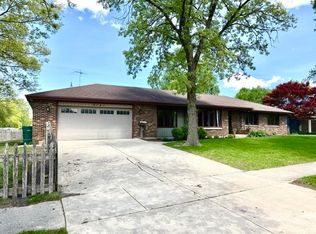 2741 Douglas St, Joliet, IL 60435
