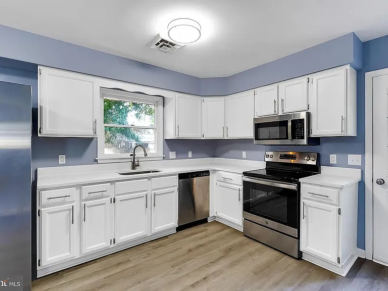 107 Walden Dr — Photo 9
