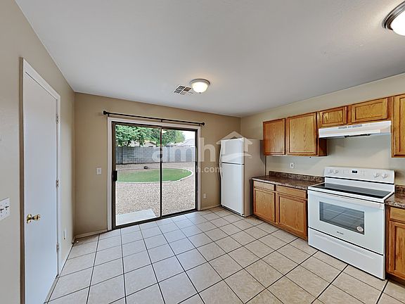 5th image of 9618 W Kingman St