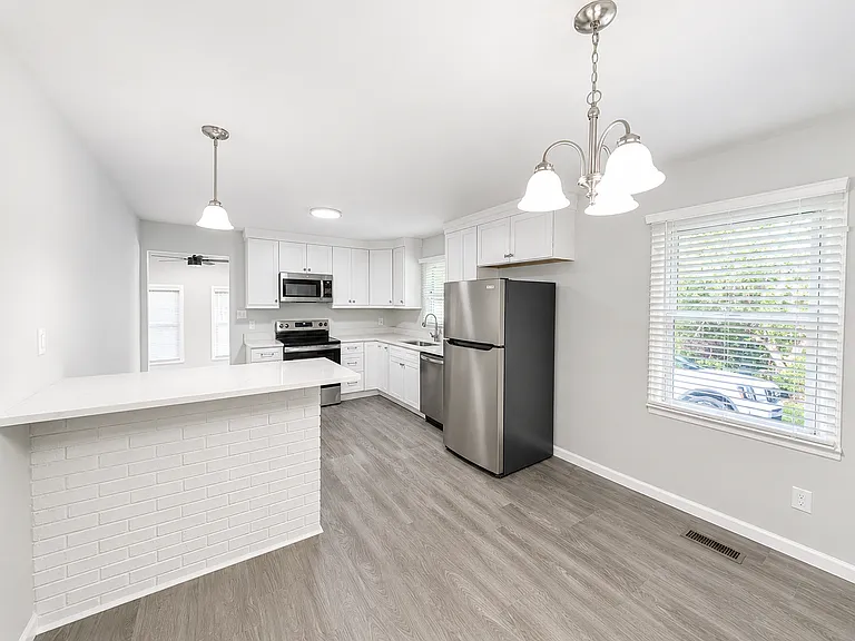 270 Youngs Cove Rd — Photo 6