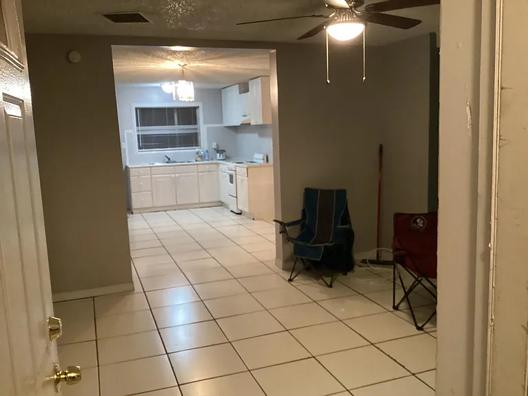 1314 Golconda Rd — Photo 3