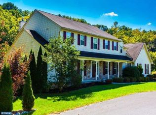 330 Waters Edge Dr, Lancaster, PA 17602