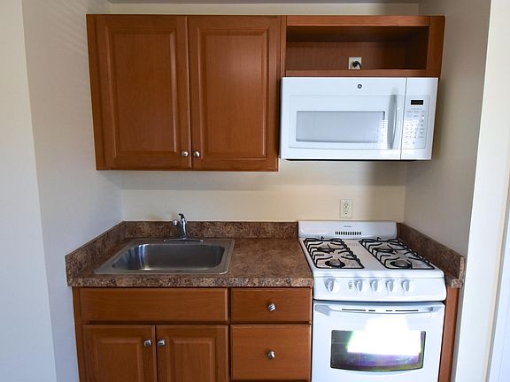 3rd image of 3311 Seminole Ave Unit D