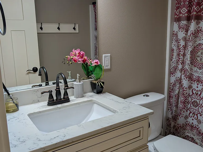 790 NE Elk Run Dr — Photo 17