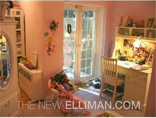 Rented by Douglas Elliman | media 14