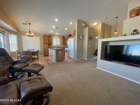 3rd image of 1010 W Via San Miguel