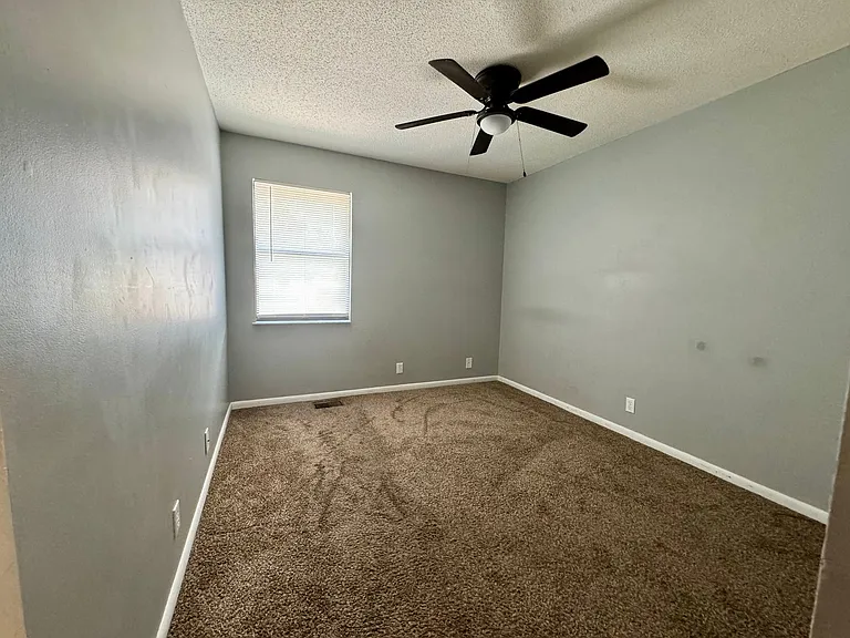 727 S Main St #112 — Photo 10