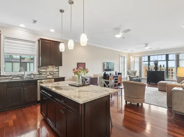 250 Daniel Burnham Sq Unit 702, Columbus, OH 43215