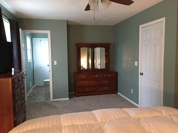 Master bedroom & 1/2 bath