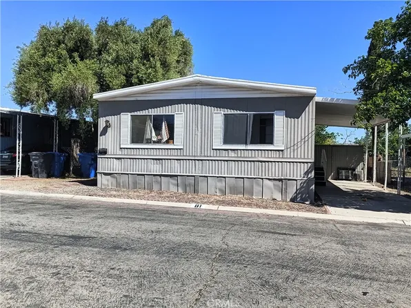 1000 Windy Pass Space 81, Barstow, CA 92311