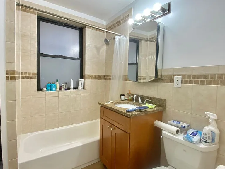 245 Harvard Ave #2 — Photo 10