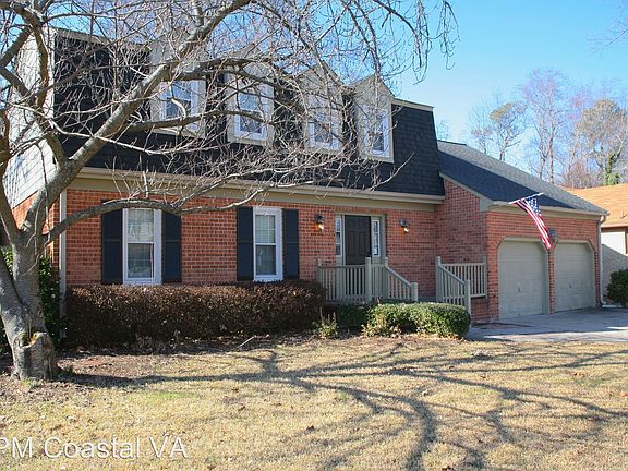 3rd image of 831 Ventnor Dr