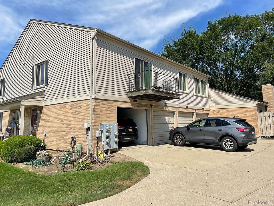 1st image of 44484 Virginia Ct