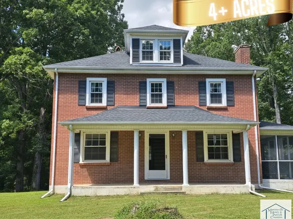 354 Hidden Valley Dr, Martinsville, VA 24112