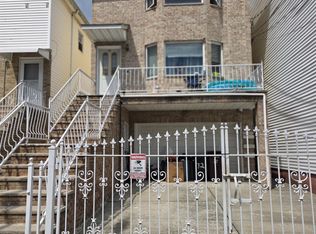 72 Zabriskie St APT 2, Jersey City, NJ 07307