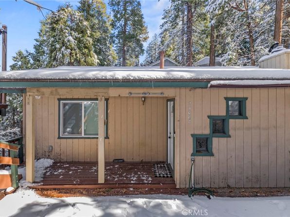 24082 Altdorf Dr, Crestline, CA 92325