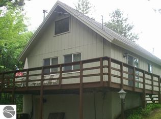 8636 Clam Lake Rd, Bellaire, MI 49615