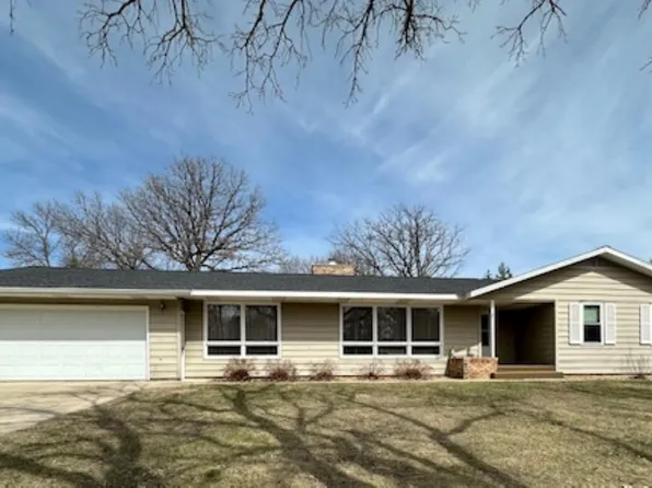 706 Scandia St, Alexandria, MN 56308