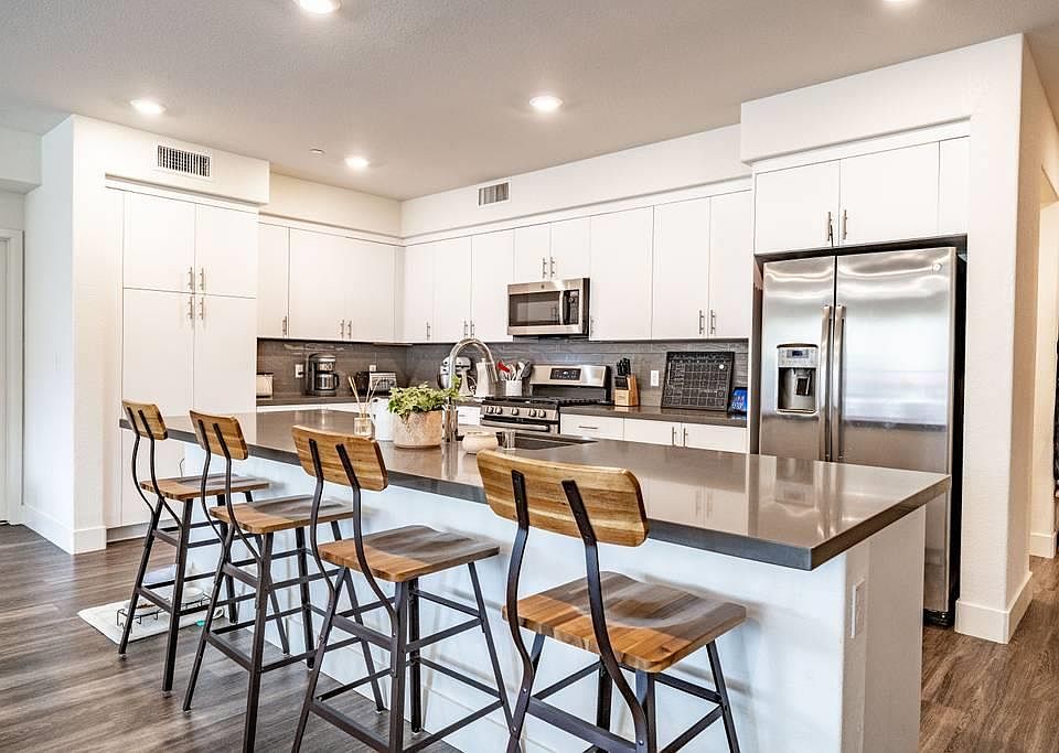 1st image of 5933 Sunstone Dr Unit 217